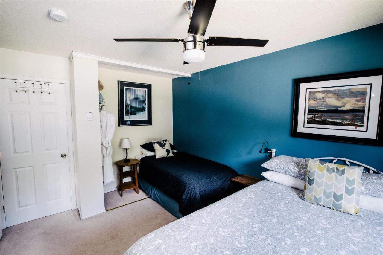 Alpenrose Revelstoke Bed & Breakfast Exterior foto